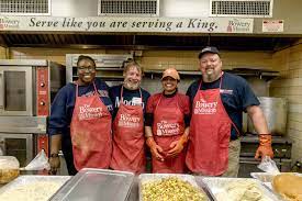 Homeless food kitchen near me. Soup Kitchens To Volunteer At In Nyc Manhattan Brooklyn Queens Help Get Involved Find Volunteer Opportunities