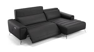 Hast du gäste zum kaffee eingeladen, können auf deinem ecksofa alle gemütlich beieinander sitzen und beim fernsehabend mit der ganzen familie findet auf dem großen sofa ebenfalls jeder. Bella Eckgarnitur Leder Sofanella