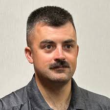 Zachary Briggs's Instagram, Twitter & Facebook