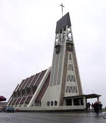 Seien sie der erste, der den reisetipp kirche hammerfest bewertet und helfen sie damit anderen urlaubern. Datei Hammerfest Kirche 1 Jpg Wikipedia