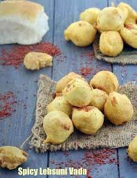 Aloo Lehsun Vada Recipe Mumbai Roadside Vada Recipe Snacks Spicy Snacks Recipes Recipes