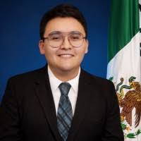 100+ "Eduardo Efrén" profiles