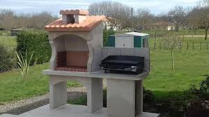 Barbecue En Beton Blanc Et Orange Cusco L 62 X L 180 X H 168 Cm Leroy Merlin Barbecue En Beton Barbecue Beton Blanc