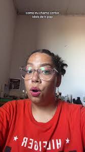 Nicole Leech's Instagram, Twitter & Facebook