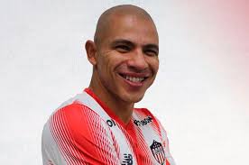 Junior es un equipo muy grande que pelea por títulos, tengo mucha ilusión":  Jonathan Estrada