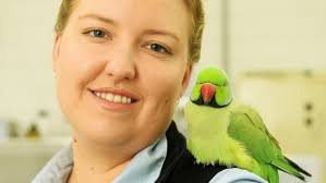Swearing parrot can't stop dropping the f-bomb