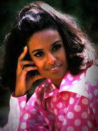 Does anyone remember singer from classic television?