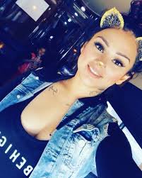 Two years later, she signed with the atlantic records for a record deal. My Son Is Not Impressed At All But I Snow Tha Product