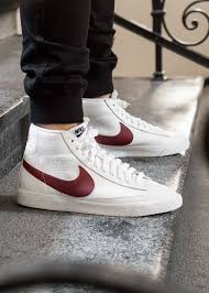 Nike Blazer Mid 77 Vintage Habanero Red Sail White Nike Blazer Nike Blazer Sneakers Sneakers Fashion