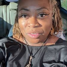 AWESOME MOM'S RESPONSE TO HER DAUGHTER STEALING THE CAR FROM A SOUTH CITY  WING STOP This mother is doing all she can to provide and be a role model.  She is fighting