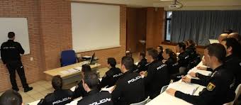 Escuela nacional de policía se encuentra en ávila. Como Es La Vida En La Academia De Policia Nacional De Avila
