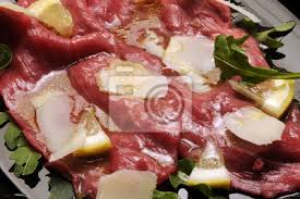 Accompagnalo con rucola e pomodori cherry e condisci il tutto con un filo d'olio d'oliva e qualche goccia di succo di limone. Carpaccio Di Manzo Con Rucola E Grana Ft8105 6989 Wall Mural Murals Savoury Slice Vegetable Myloview Com