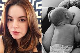 Tess Holliday shares lying-down breastfeeding selfie