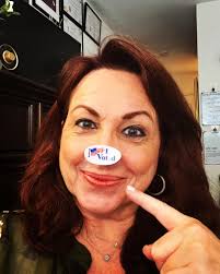 Lori Banks (Official Page)