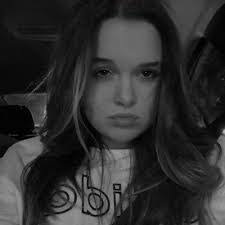 Abigail Potts's Instagram, Twitter & Facebook