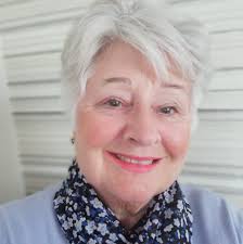 I'm going to sort through my wool stash. How big/small should crochet  bonding squares be please?