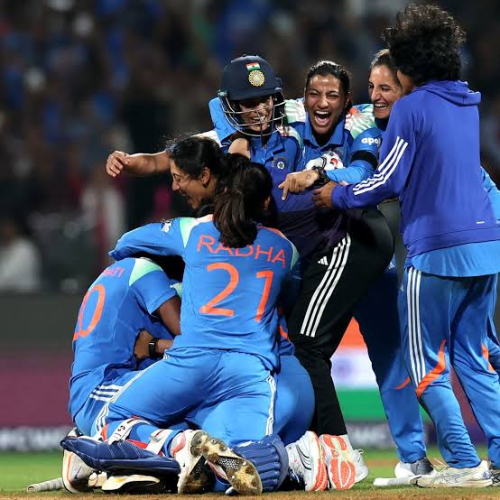 India chase down record total to stun champions Australia and reach World Cup final | Women's Cricket World Cup | The Guardian