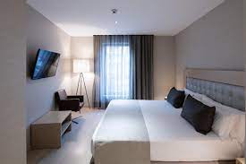 Candid traveller photos · easy price comparison Catalonia Sagrada Familia Barcelona Hotel Website