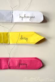 Tissue paper flowers diy step by step. Gift Wrapping With Tissue Paper Flowers
