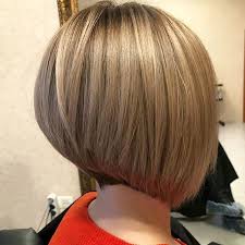 Bob Frisuren Stufig Hinterkopf 2021 Bob Frisur Langhaarfrisuren Bob Frisuren Hinterkopf