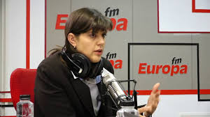 Jurnalistul moise guran a decis, marti seara, in premiera sa faca dezvaluiri despre experienta sa politica in usr. EdiÅ£ie SpecialÄ Romania In Direct Cu Laura CodruÈa Kovesi Romania In Direct Cu Moise Guran Youtube