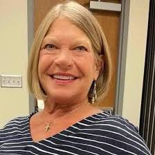 What lakes are open that are 2 hours or less away from Collinsville?  Looking to take kids swimming