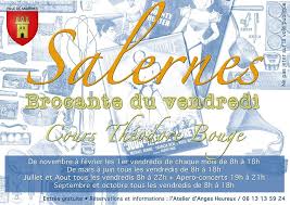 Aujourd'hui, j'y vais surtout pour faire plaisir à un pote qui collectionne les appareils photo et les caméras bolex paillard. 83 Var Vide Greniers Brocantes Puces Rederie Bric A Brac Du Var Provence Alpes Cote D Azur