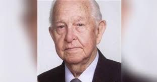 Robert Stapp's Instagram, Twitter & Facebook