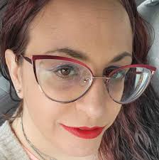 Looking for a new best friend? I got one for you! 💗💙