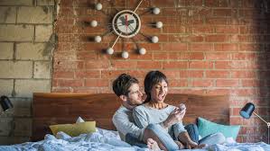 6 Romantic Ways To Propose At Home