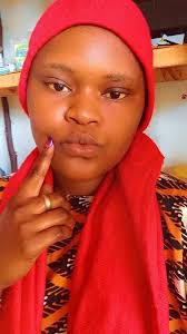 MISEMO YA WIVU 😂😅😅 1. Mimi siwezi buy gari na loan, 2. Huyo bibi yake ni  mkubwa sana kumliko, ni pesa aliona, 3. Gari ni mabati tu!, 4. iPhones are  overrated, simu