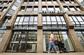 Security features of deutsche bank net banking. Finanzkriminalitat Milliardengeschafte Mit Schmutzigem Geld Wirtschaft Stuttgarter Nachrichten