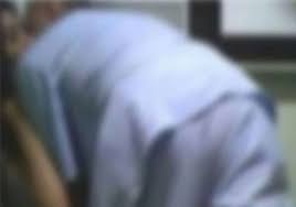 الكاميرا فضحته.. طبيب عربي يمارس الجنس مع مريضاته مقابل الإجهاض