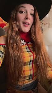 Got a gift today & I love how it fits! #woodycosplay #cosplaygirl #sexy