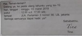 Surat undangan adalah surat yang dibuat dengan tujuan mengajak seseorang atau pihak lain untuk menghadiri sebuah acara tertentu. Tulislah Kembali Surat Undangan Di Atas Dengan Ejaan Yang Tepat Brainly Co Id