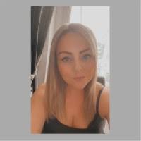 Christie Higgins's Instagram, Twitter & Facebook