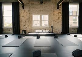 Looking For A New Stylish Way To Get Fit And Zen Out In Sydney Look No Further Than Humming Puppy A Yoga Studio Design Yoga Studio Interior Yoga Room Design