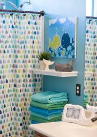 Now if you could only figure out how to get that toothpaste off of the ceiling. 27 Kids Bathroom Decor Ideas