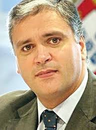 Richard Narciso's Instagram, Twitter & Facebook