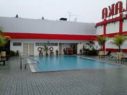 Yes, sudut selera offers international cuisine. Pool Picture Of Hotel Sentral Melaka Tripadvisor