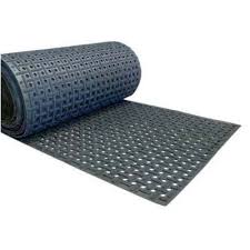 Dura Slat Poultry Kennel Flooring 24 X 60 Black Non Overlapping In 2020 Flooring Barn Organization Ideas Slats