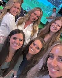 Sonya Busby's Instagram, Twitter & Facebook