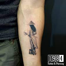 It's open 24 hours a day, although midnight tattoos are done at your own discretion. Traditional Vietnamese Dress Traditional Vietnamese Tattoo Tattoos Vietnam Tattoo