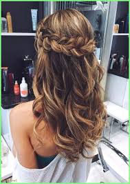 A haircut is only as good as your inspiration — so why not take from the entire internet? 50 Wallpaper Long Hair Styles Pinterest Ashley Highlyhighunderhairclose Ashley Hair Braided Prom Hair Hair Styles Long Hair Styles