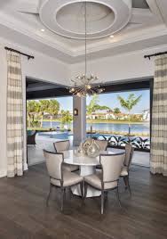 Une Salle A Manger Chaleureuse Decoration Luxe Inspiration House System House Design House Interior