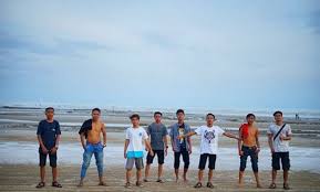 Check spelling or type a new query. 10 Foto Pantai Jumiang Madura Harga Tiket Masuk Rute Menuju Wisata Lokasi Alamat Jam Buka Liburanmulu Com