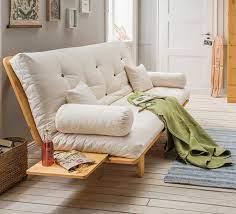 These versatile loungers are offered in various designs and materials, from sumptuous leather to soft, durable fabrics. Futon Schlafsofas