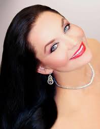 Country legend Crystal Gayle comes to Dosey Doe