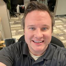 Dennis Kos's Instagram, Twitter & Facebook