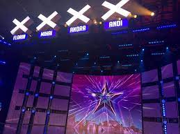 2,156,810 likes · 99,816 talking about this. Romanii Au Talent 2019 Showmine